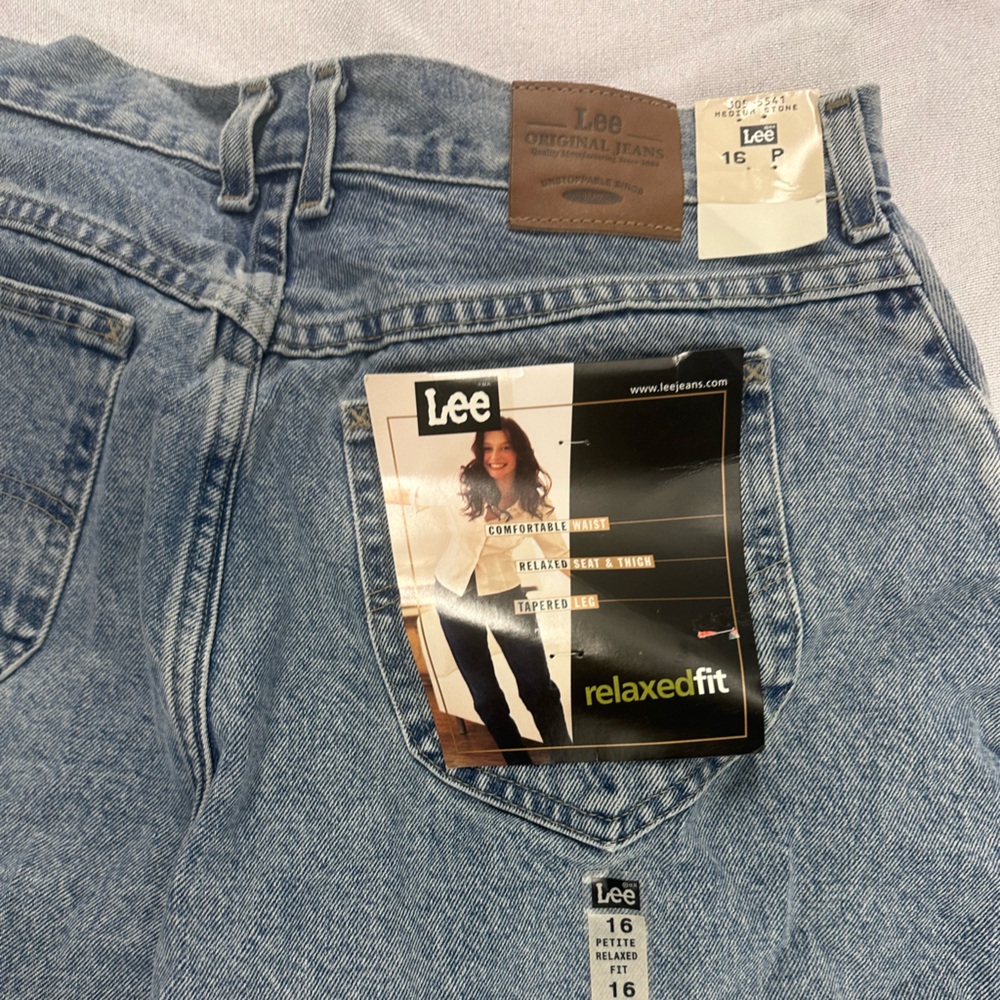 NET Lee petite relaxed fit jeans